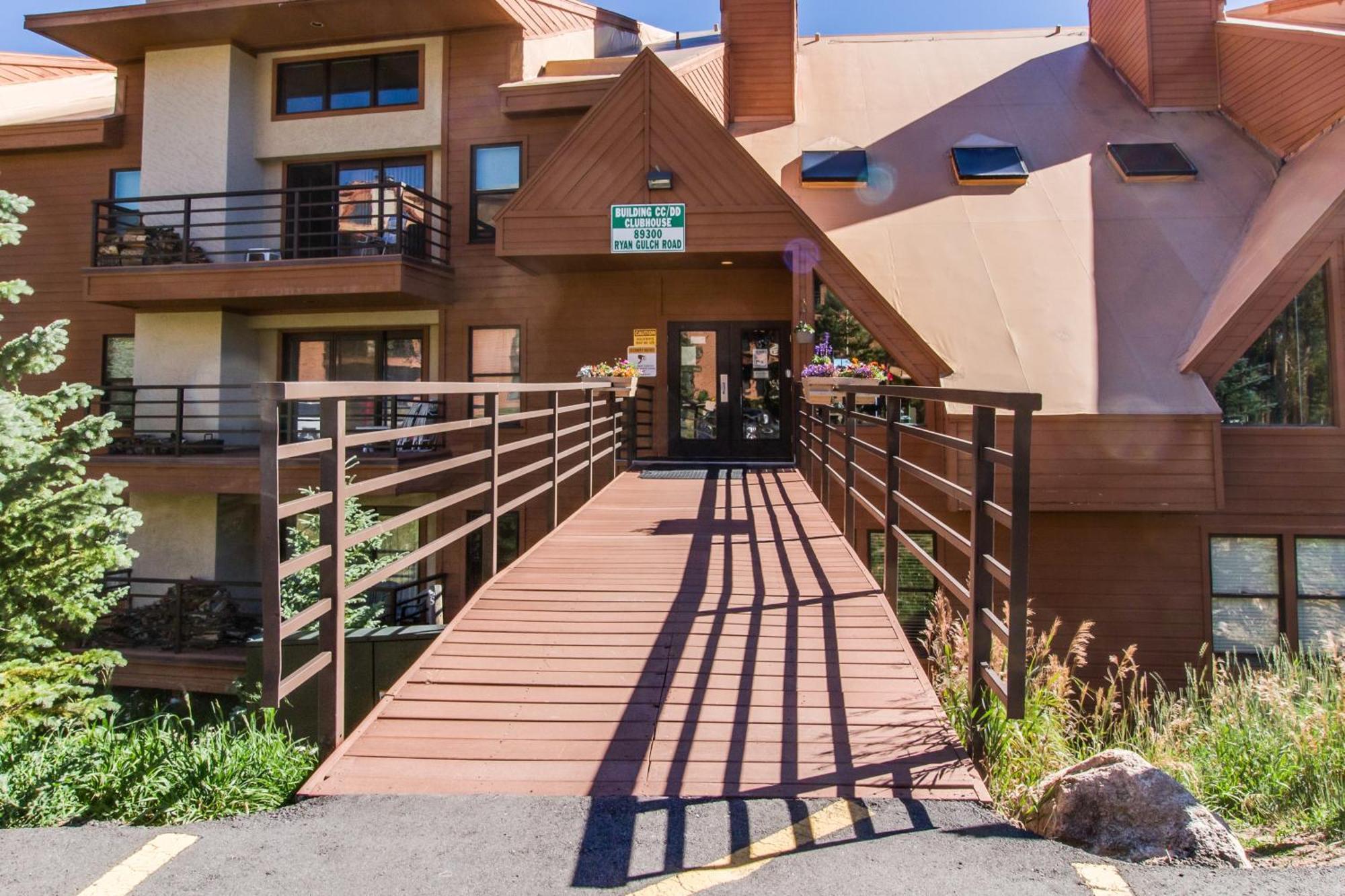 Buffalo Village Condo & Treetop Hideaway Silverthorne Room photo