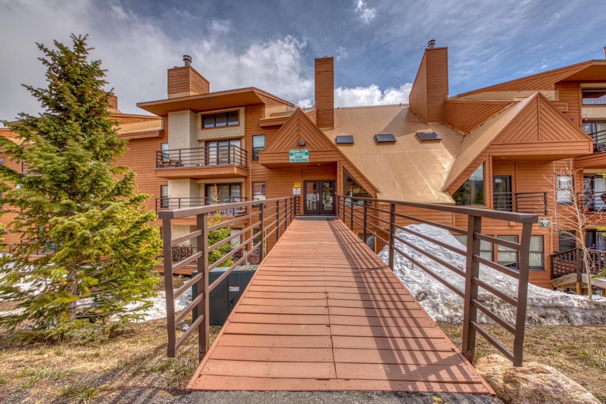 Buffalo Village Condo & Treetop Hideaway Silverthorne Room photo